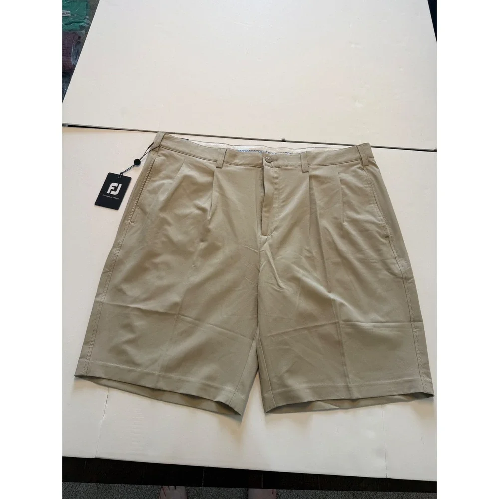 FootJoy Mens Perf Pleated Golf Shorts Khaki Beige 24075 Size 40 NWT